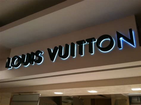 louis vuitton united states site.